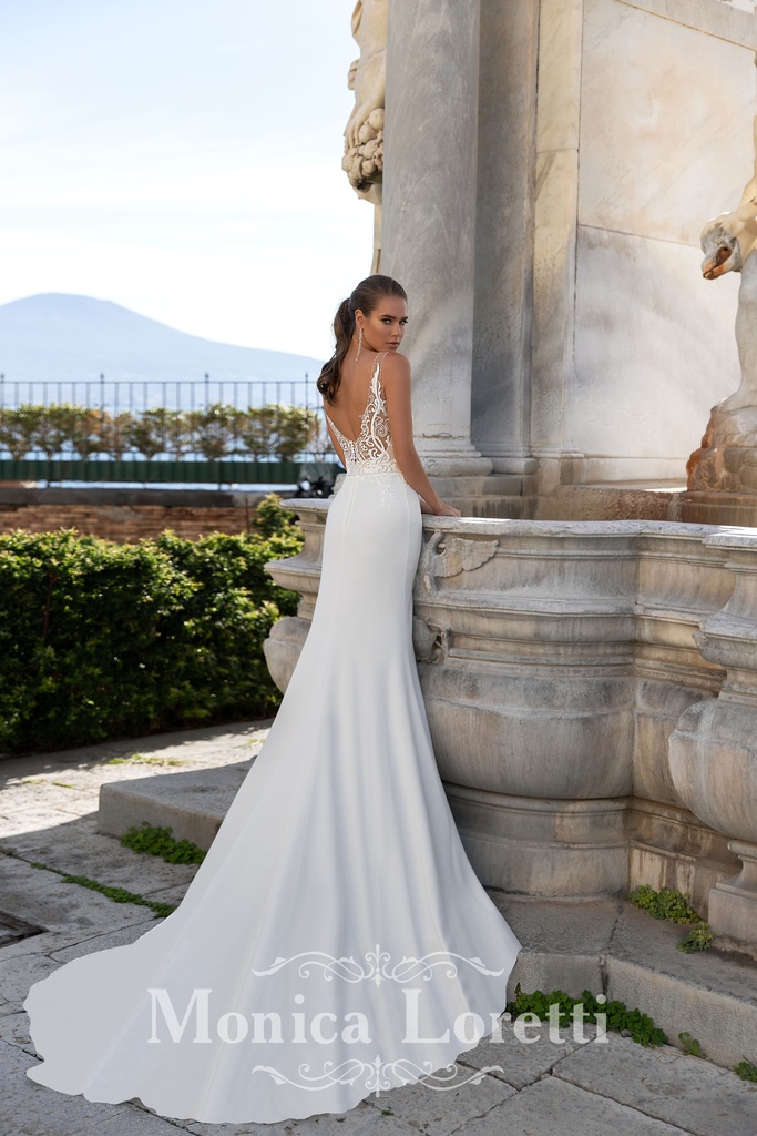 8101 no lace on the train