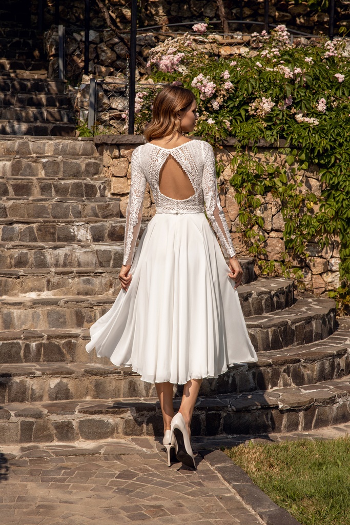 8022 short chiffon skirt