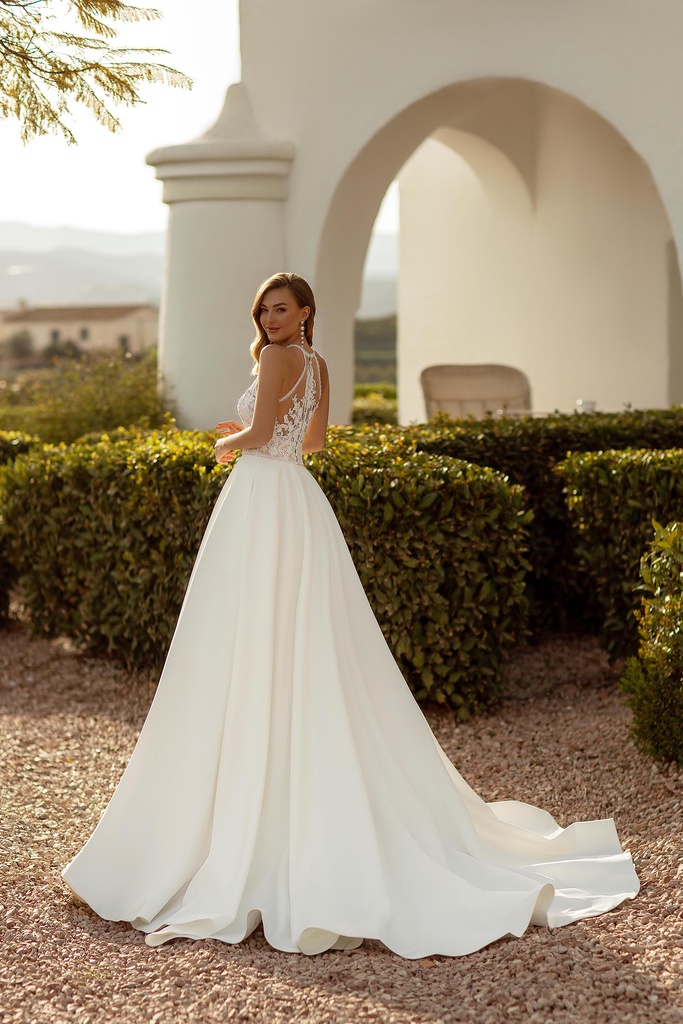 8025 mate satin skirt