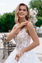5565 nude+ivory