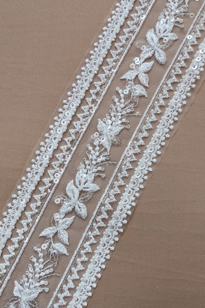 449b trim