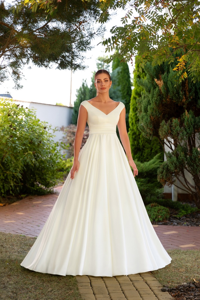 NM0016 ivory