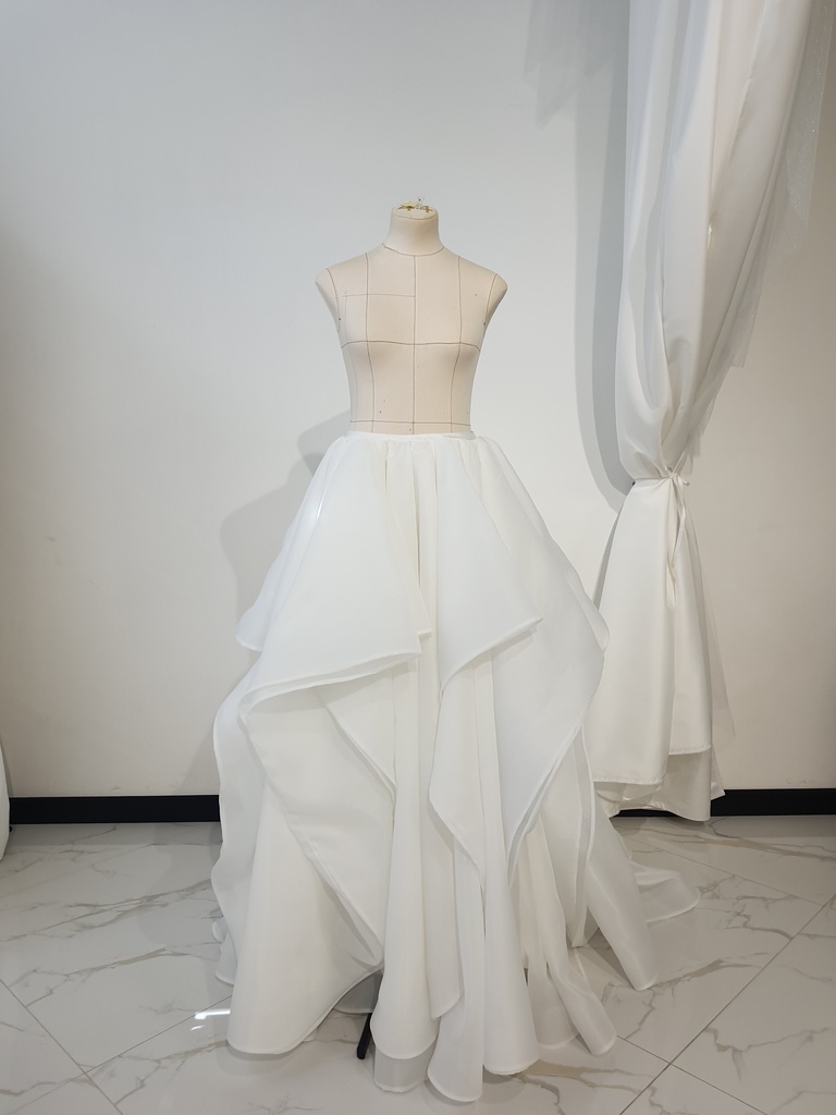 P1283 skirt