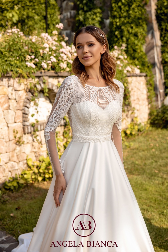 1073 beads bodice