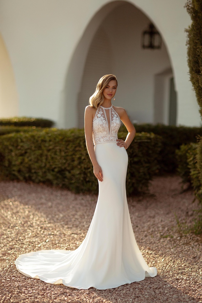 8032 crepe fit-n-flare skirt